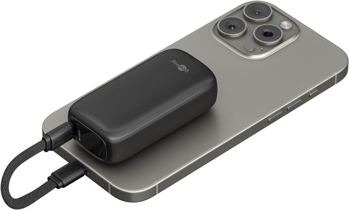 Goobay Powerbank 5.000 mAh mit integriertem USB-C-Kabel (5000 mAh, 15 W, 15 Wh)