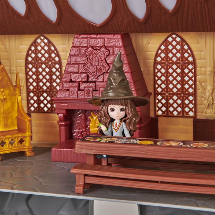 Actual product image Spin Master Hogwarts Castle