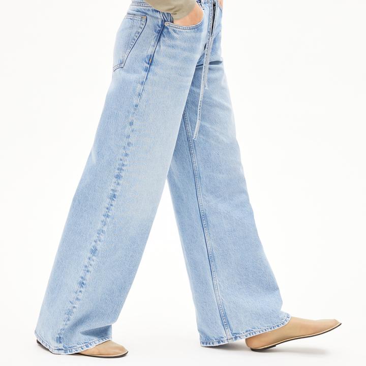 Actual product image Armedangels Astraeaas (M, W29/L32)