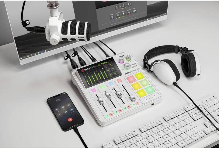 Actual product image RØDE NTH-100 (NC, Cable)
