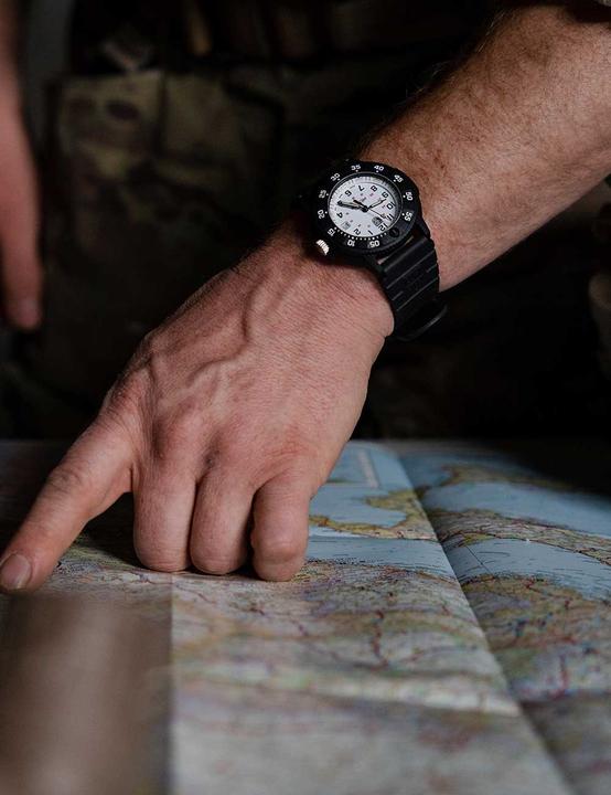 Actual product image Luminox Original Navy Seal 3000 Evo Series (Diving watch, 43 mm)