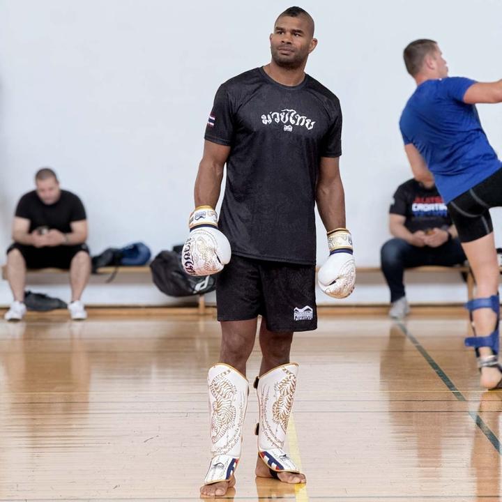 Produktbild Phantom Athletics Schienbeinschutz Muay Thai - Limited Edition (S/M)