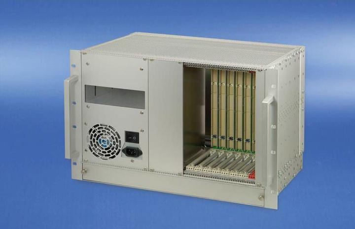Image du produit Schroff Système, 7 U, 8 slots, avec Rear I/O - BGTR CPCI 7U (6+1) 8SLOT