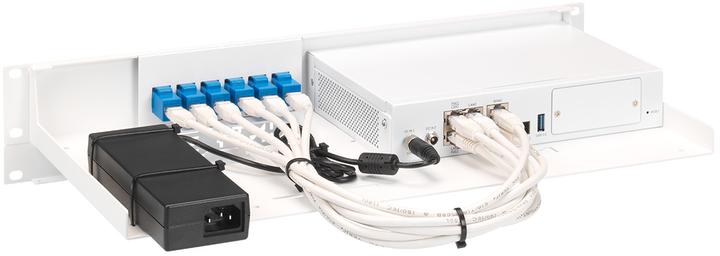 Actual product image Rackmount.IT 1.3/2U 6 x RJ-45, f/ Sophos RED 20, RED 60 (Mounting kit)
