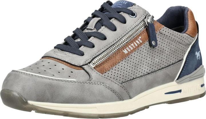 Actual product image Mustang Sneaker (40)
