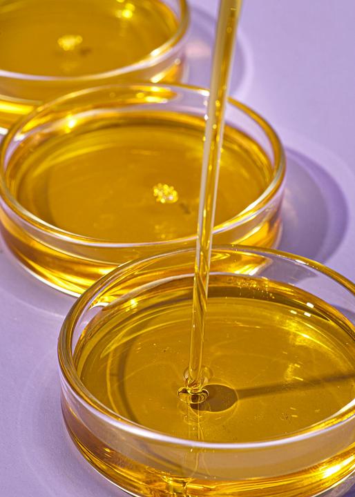 Immagine prodotto KoRo Olio di lino biologico spremuto a freddo (750 ml)