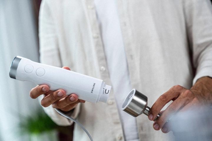 Image du produit Zwilling Enfinigy mixeur plongeant avec gobelet et couvercle à vide argenté