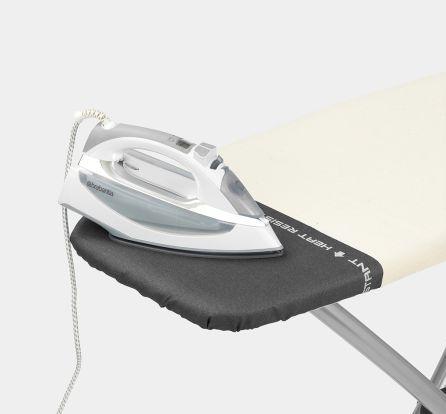 Immagine prodotto Brabantia Asse da stiro Resistente al calore Zona di parcheggio (135 x 45 cm)