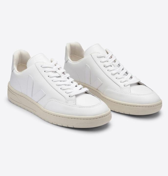 Actual product image Veja V-10 (41)