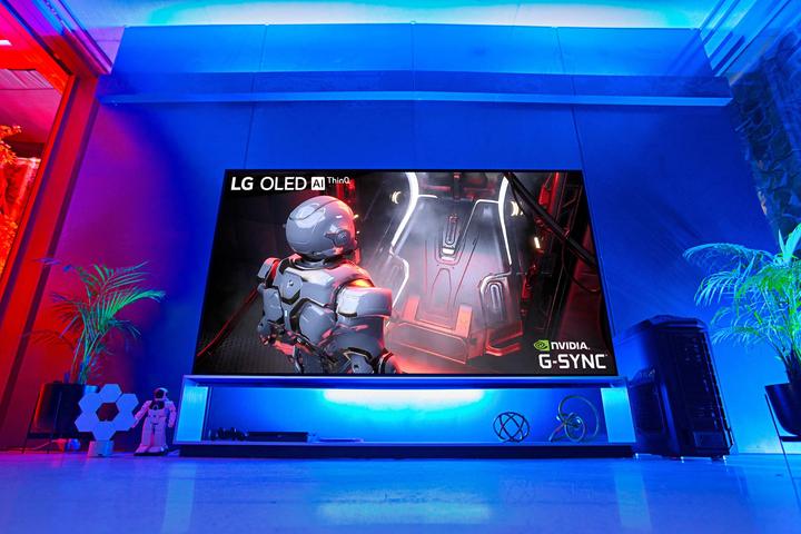 Actual product image LG TV OLED 88ZX9 (88", OLED, 8K, 2020)