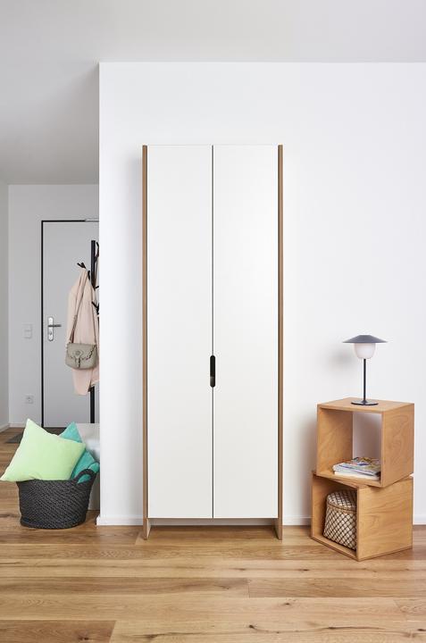 Actual product image Tojo Kennedy (70 x 23 x 198 cm)
