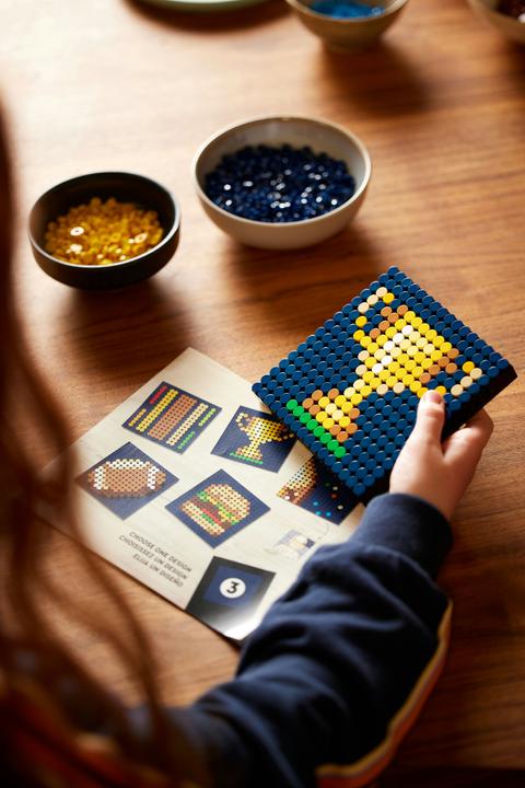 Image du produit LEGO Projet artistique commun (21226, LEGO difficiles à trouver)