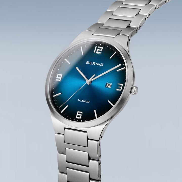Immagine prodotto Bering Titanium (Orologio da polso analogico, 40 mm)