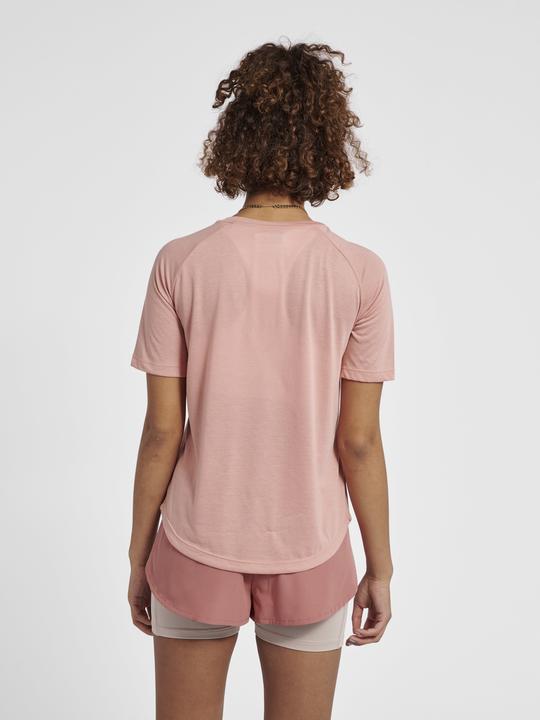 Actual product image hummel Mt Vanja T-Shirt (S)