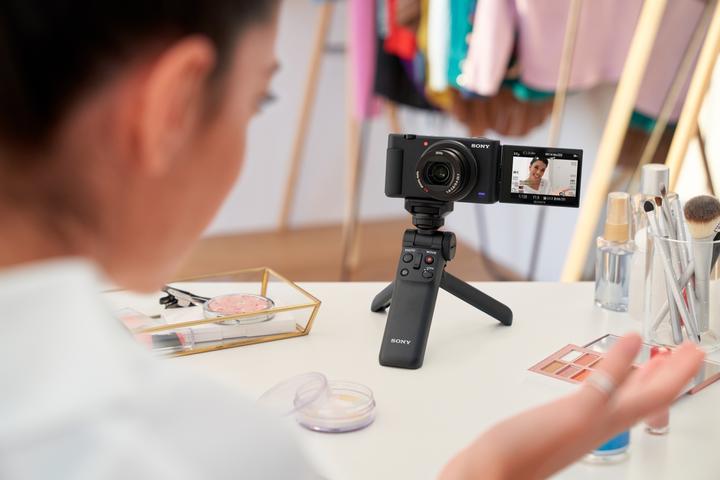 Image du produit Sony ZV-1 (24 - 70 mm, 20.10 Mpx, 1")