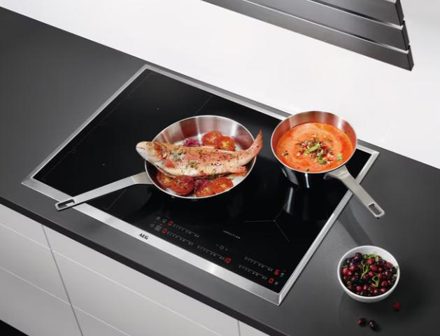 Produktbild AEG IKE84471XB, Edelstahl Integriert Zonen-Induktionskochfeld