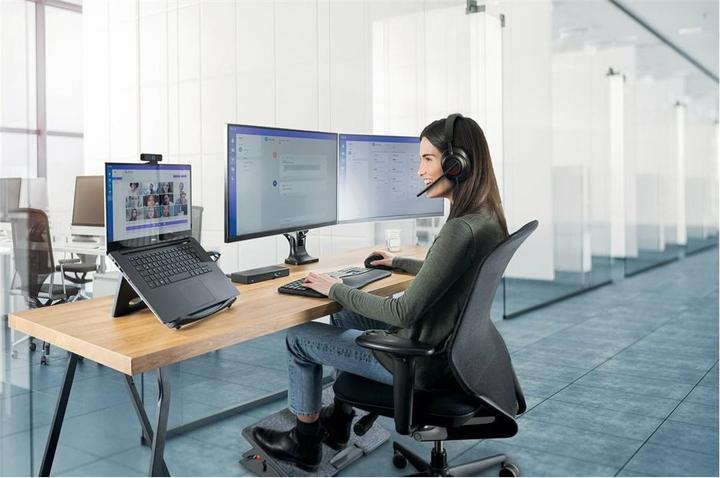 Image du produit Kensington Le bras de surveillance 2TFT permet de gagner de l'espace (Tables, 27.01")