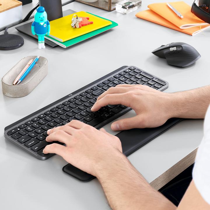 Productafbeelding Logitech MX Keys Plus (NL, Draadloze)