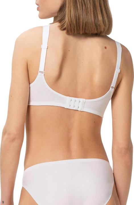 Actual product image Triumph Doreen + Cotton 01 N (95 E, Single pack)