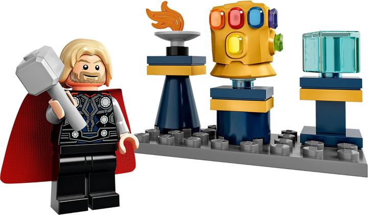 Actual product image LEGO Thor's hammer (76209, LEGO Rare Sets, LEGO Marvel)