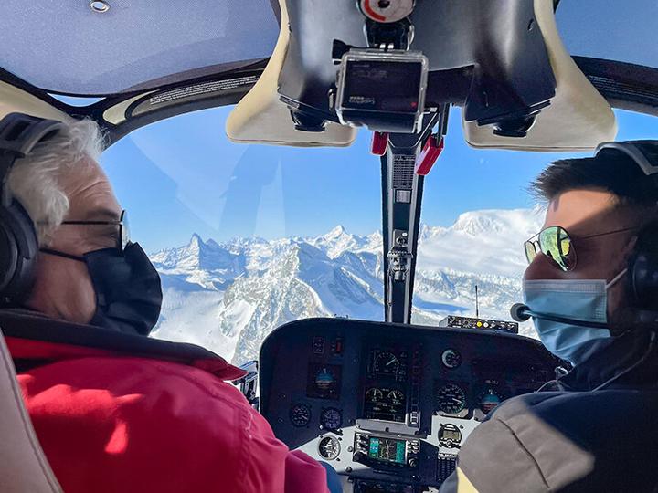 Produktbild Smartbox Lama SA315B Helikopterflug von 30 Minuten mit Einweisung für 4 Personen (4 Pers.)