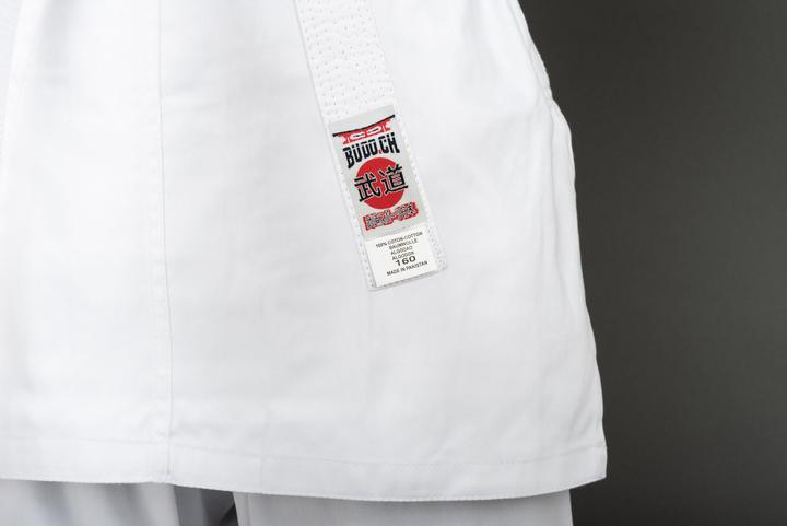 Immagine prodotto Budo.ch Anzug Training weiss flacher Stoff (leichte Ausführung, Gummibund (L)