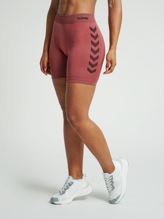 Actual product image hummel First Seamless Training Short Tights Women (S)