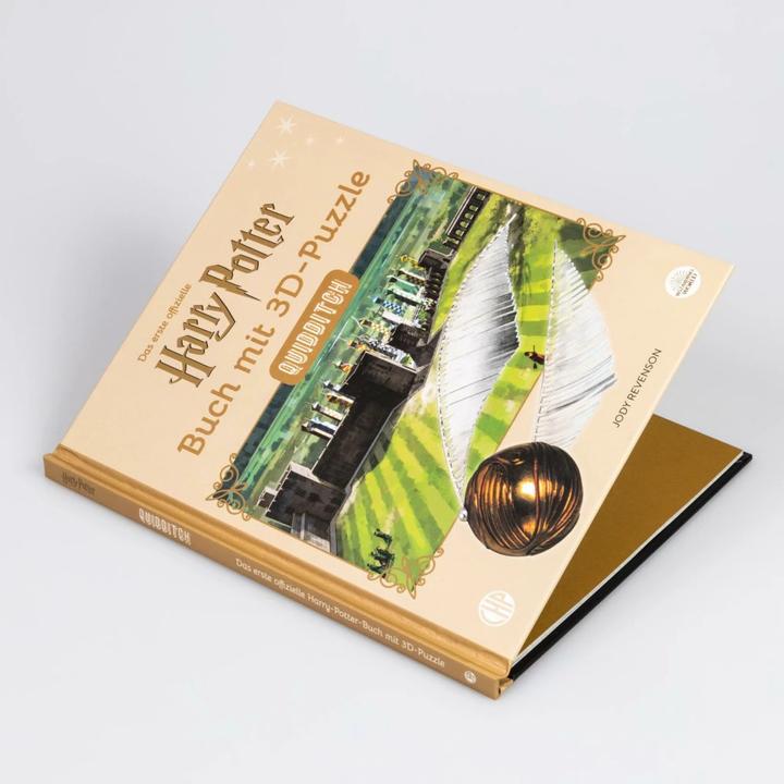 Produktbild Harry Potter - Quidditch - Das offizielle Buch mit 3D-Puzzle Fan-Art (Deutsch, Warner Bros. Consumer Products GmbH, 2023)