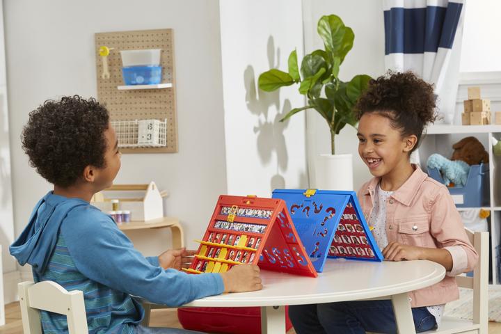 Image du produit Hasbro Gaming Qui est-ce? (Allemand)