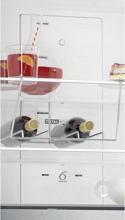 Actual product image Whirlpool WB70E 972 X (462 l)