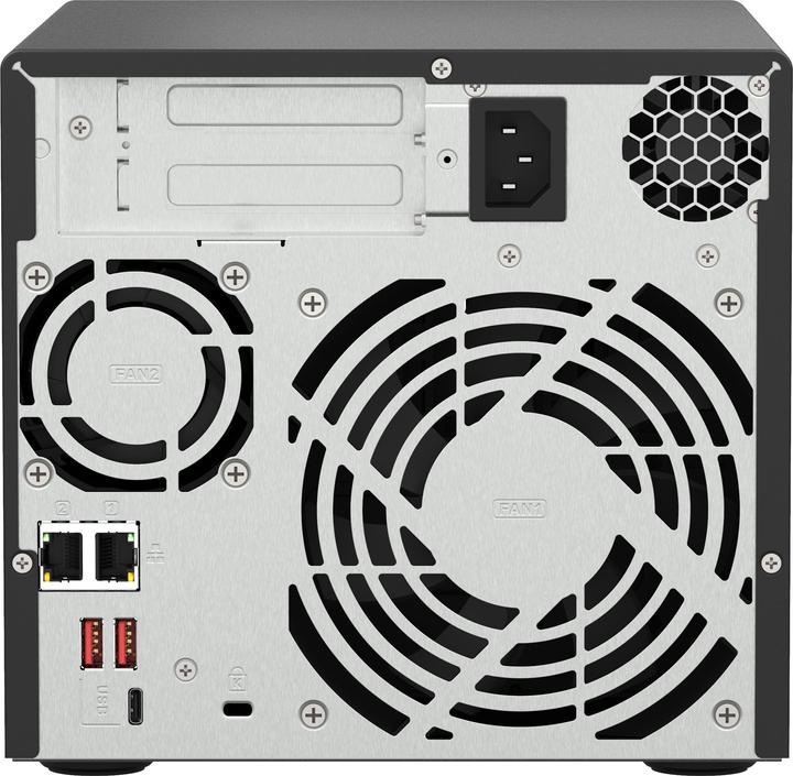 Actual product image QNAP TS-473A + QSW-1105-5T Bundle Pack (0 TB)