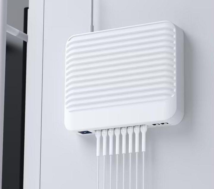 Produktbild Ubiquiti UniFi USW-PRO-8-POE (10 Ports)