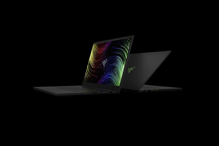 Produktbild Razer Blade (17.30", Intel Core i7-12800H, 16 GB, 1000 GB, US)