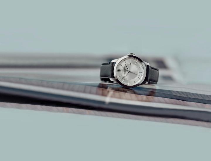 Immagine prodotto Victorinox Alleanza (Orologio da polso analogico, 40 mm)