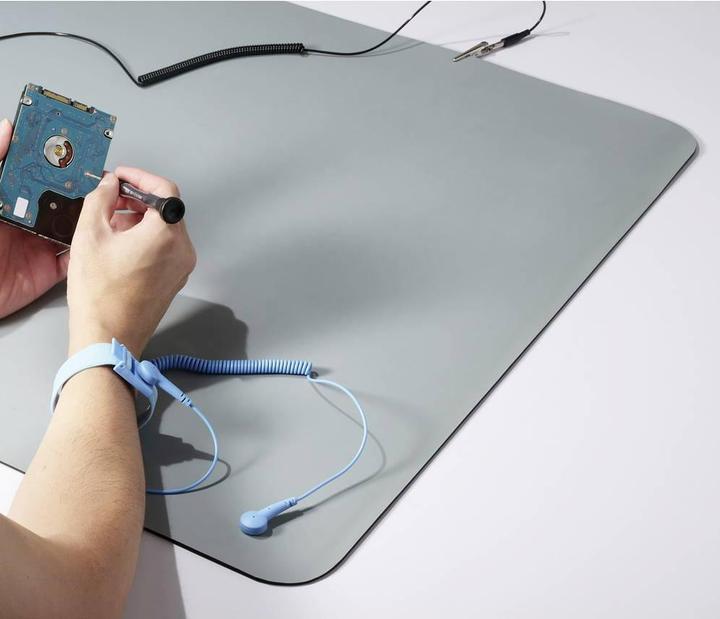 Image du produit Tru Components TC-12356308 Kit de tapis ESD Gris (L x l x H) 1190 x 590 x 2 mm 1 (Protection statique)