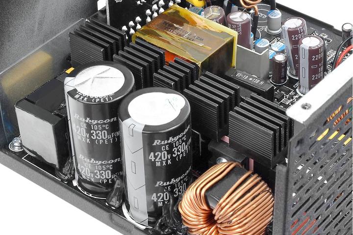 Produktbild Thermaltake Toughpower PF1 (750 W)
