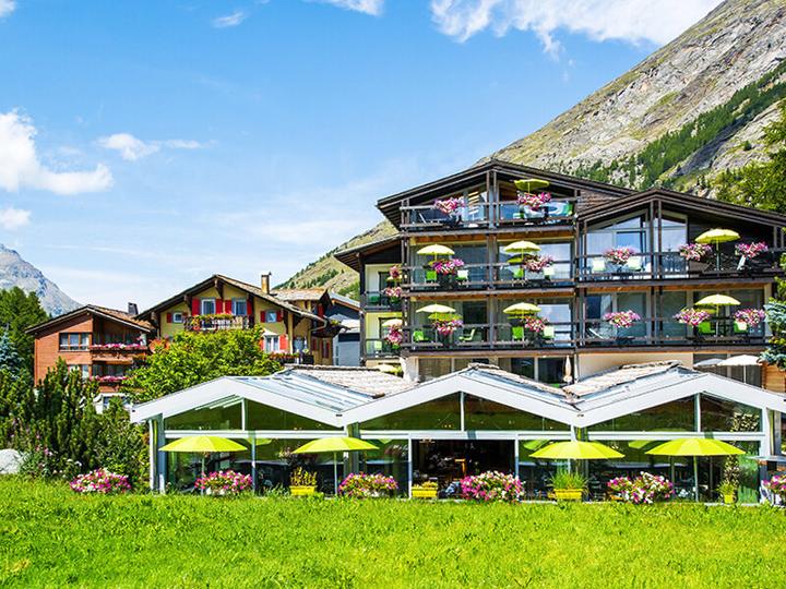 Produktbild Smartbox 1 Übernachtung im 4* Hotel mit Abendessen für 2 (2 Pers.)