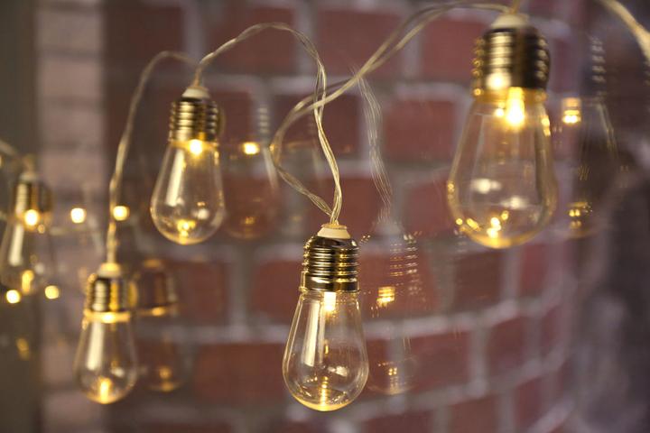 Actual product image Kikkerland Edison Bulb String Lights (2 m)