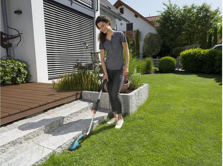 Actual product image Gardena Telescopic handle