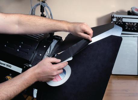 Produktbild tesa All Black Aluminium Foil Tape (50 mm)