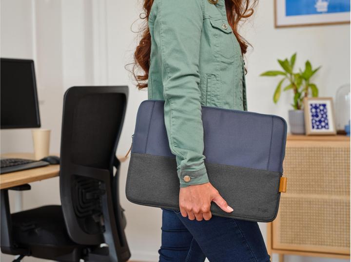 Actual product image Trust Lisboa 16in Laptop Sleeve Black (16", Universal)