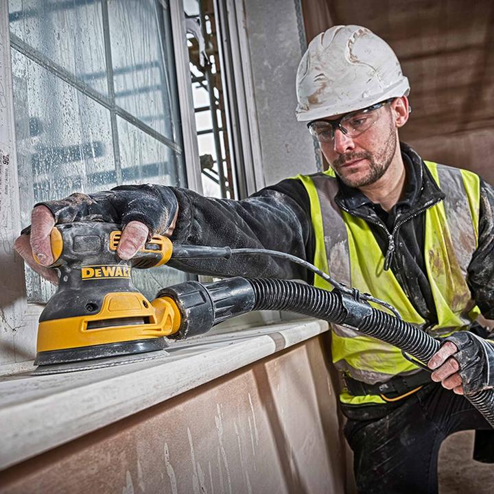 Actual product image DeWalt DWE6423 (Eccentric grinder, 280 W)