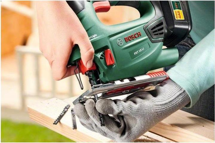 Produktbild Bosch Home & Garden Pst 18