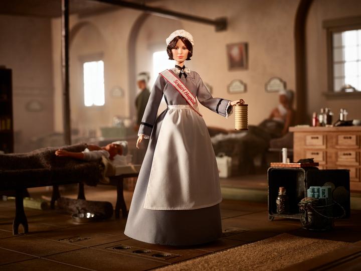 Produktbild Barbie Florence Nightingale