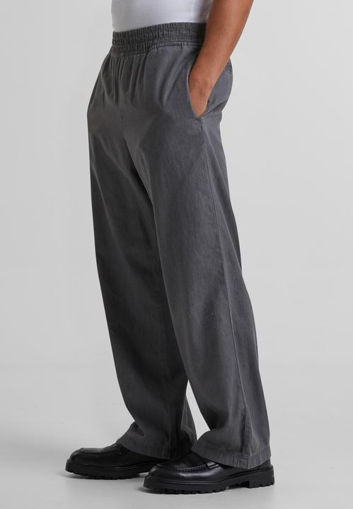 Actual product image Urban Classics Oversized Lightweight Denim Pants - 140921 (S)