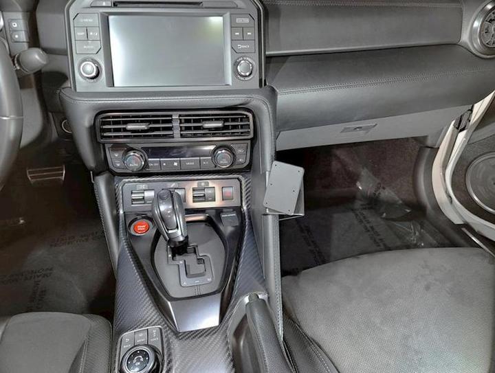 Image du produit Brodit 855742 Support voiture Nissan GTR 17-