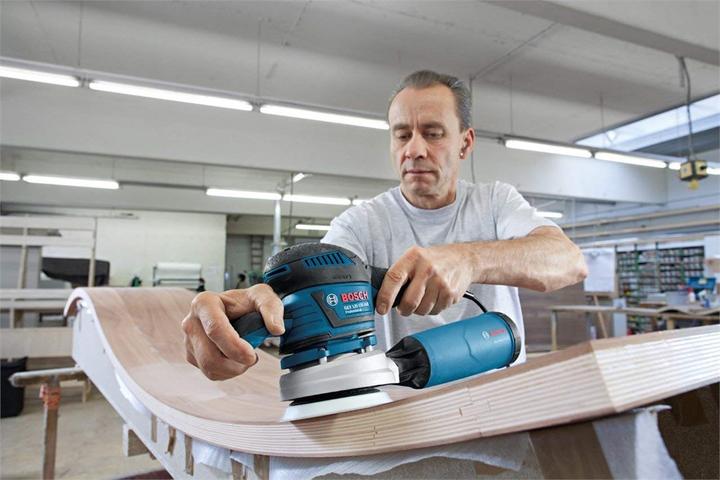 Image du produit Bosch Professional GEX 125-150 AVE Set, y compris L-BOXXXX (Ponceuse excentrique, 400 W)