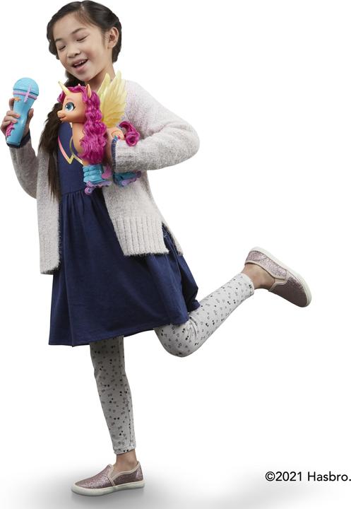 Produktbild Hasbro Little Pony Film Zingende en Skatende Sunny - Franstalig Speelfiguur (22.50 cm)