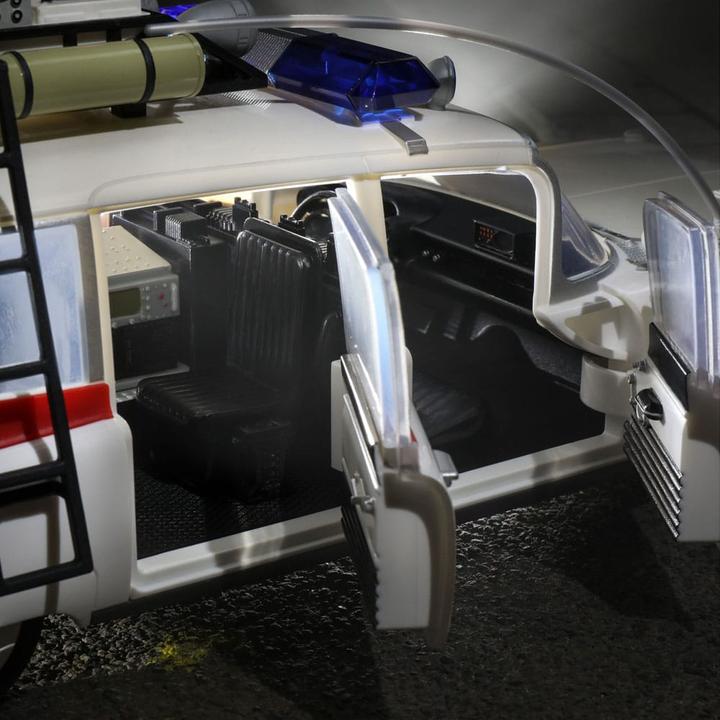 Produktbild Hasbro Ghostbusters Plasma Series Fahrzeug Ecto-1 (1984)