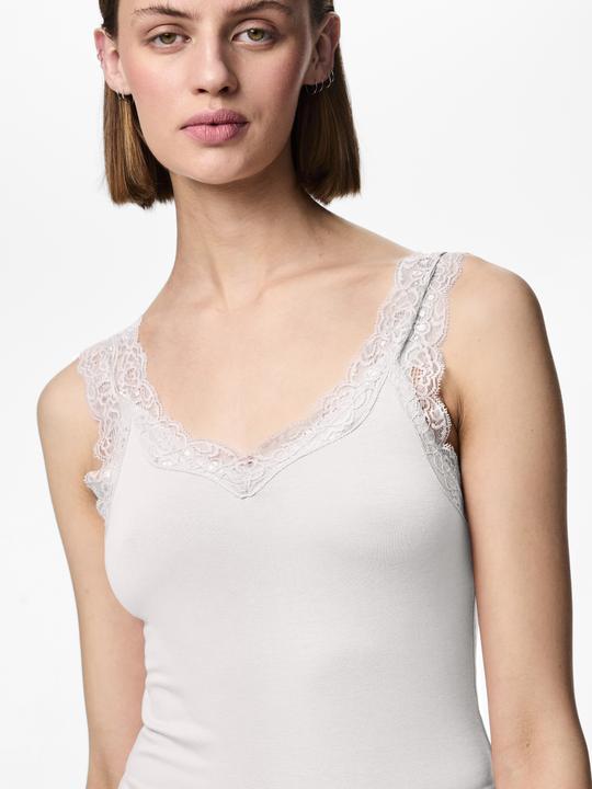 Actual product image Pieces Pcbarbera Lace Top Noos Bc (XS)